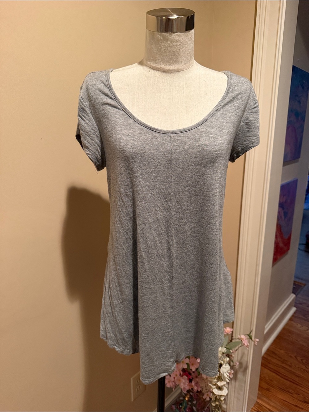 Cupio Scoop Neck Short Sleeve Tunic Top - Heather Gray
